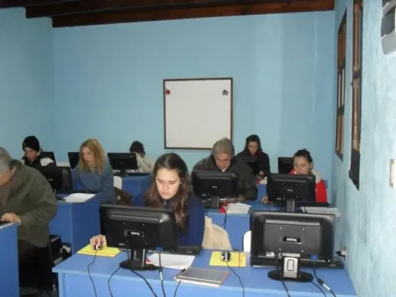 268306_109379069157112_4307844_n