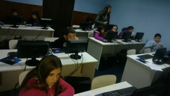 481529_373367612758255_2058250794_n